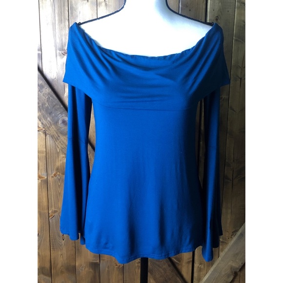 Bobeau Long Sleeve Off The Shoulder top Size M - Picture 2 of 5